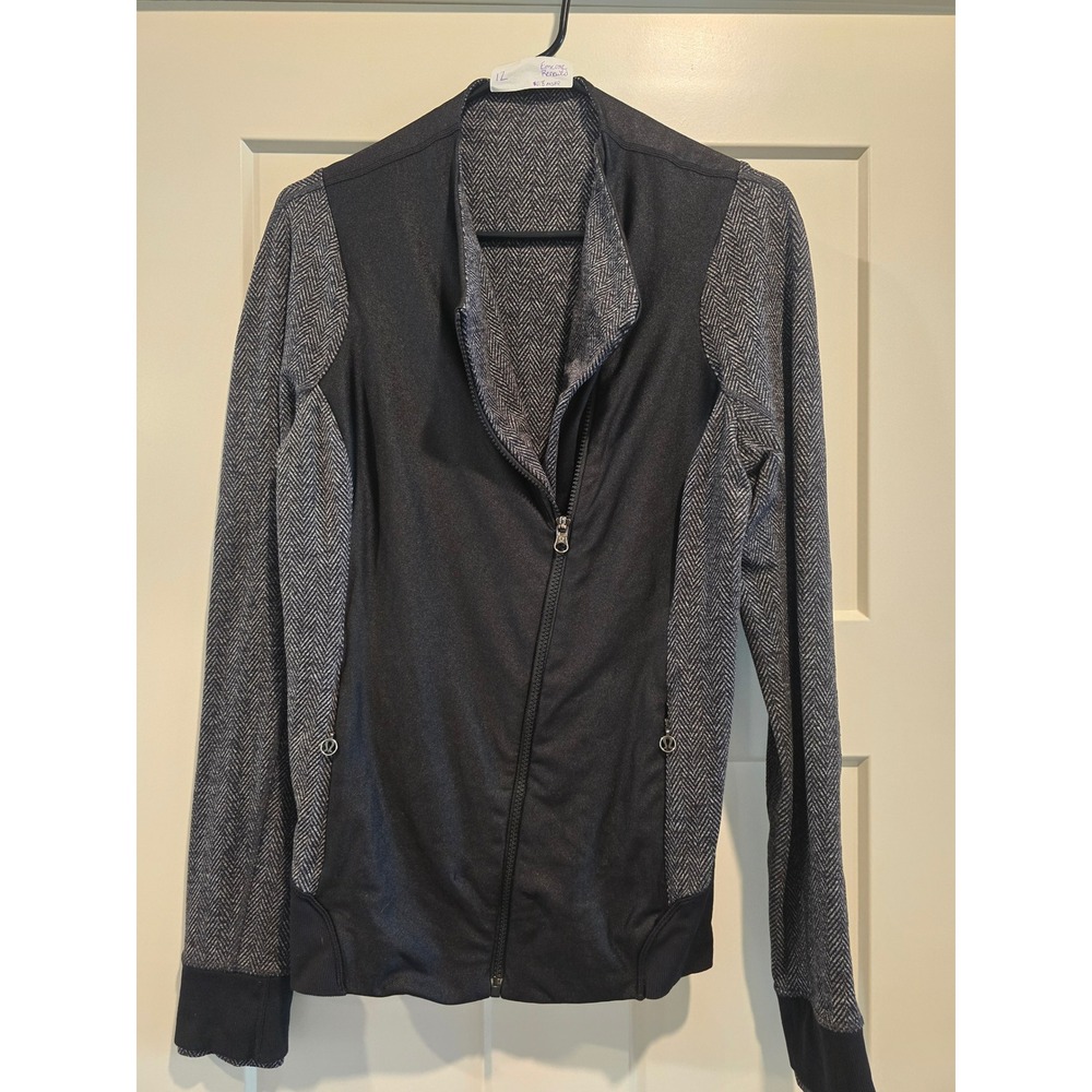 Lululemon Emerge Renewed Jacket sz 12